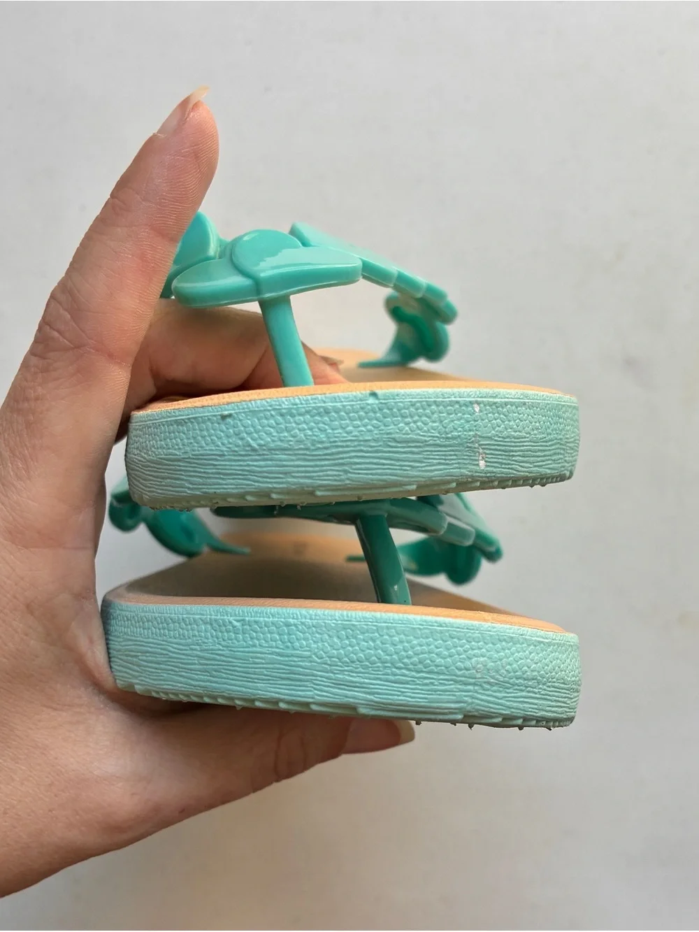 Rocawear Teal Heart-Accent Flip Flops